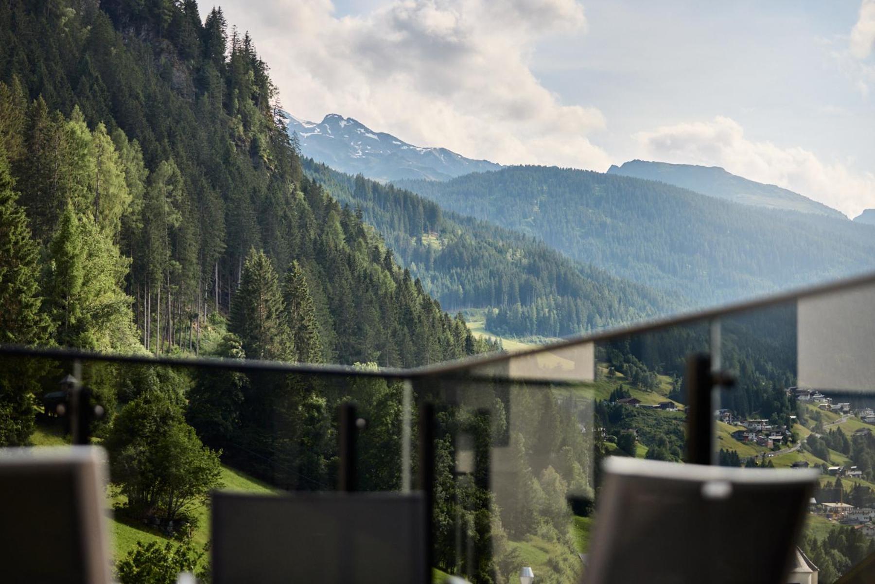 Das Luxurioese Chalet-Apartment In Der Residenz Silvretta - Inklusive Silvretta Card Premium See Eksteriør billede